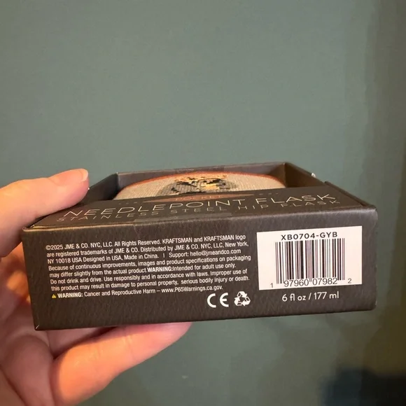 New Blksmith Dapper Teddy Bear Needlepoint Bear Stainless Steel Flask 6 oz - Picture 3 of 3